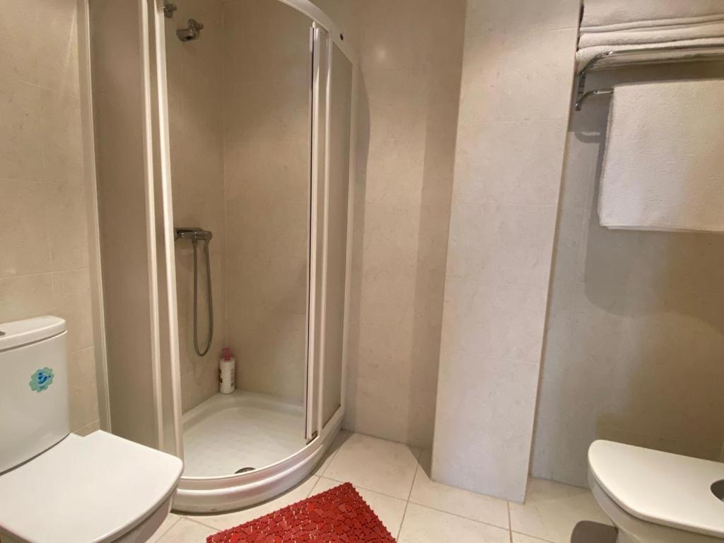 Enfoz Con Parking Y A La Orilla Del Mar Apartamento Exterior foto